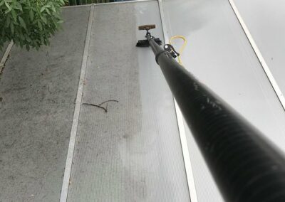 cleaning pergola roof