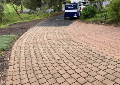 pressure cleaning a driveway