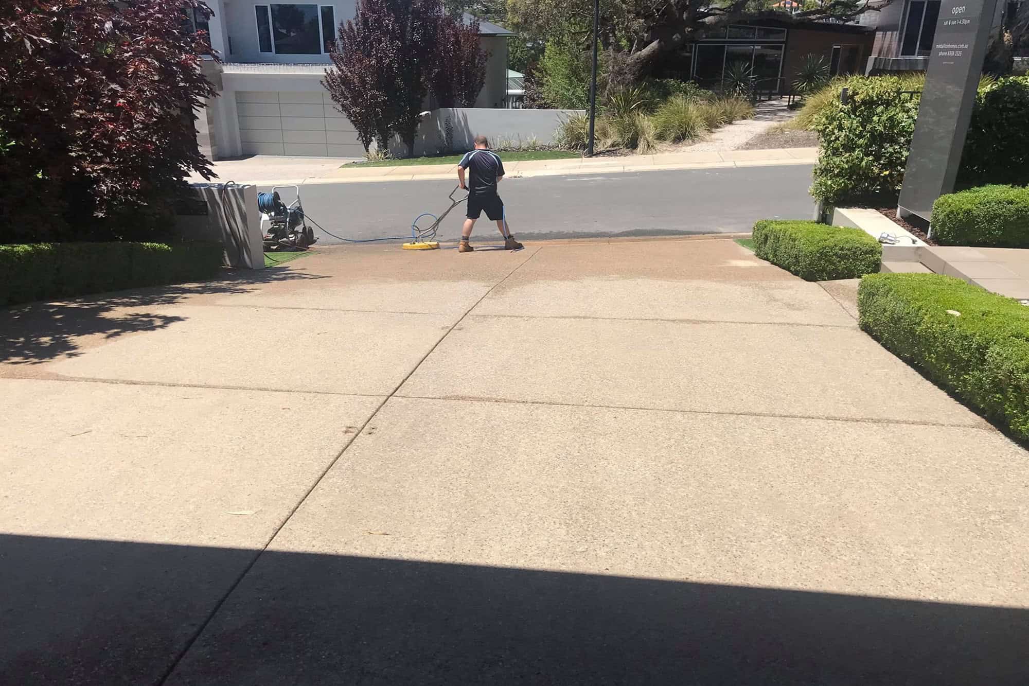 cleaning a domestic drive way pressure cleaning gift voucher